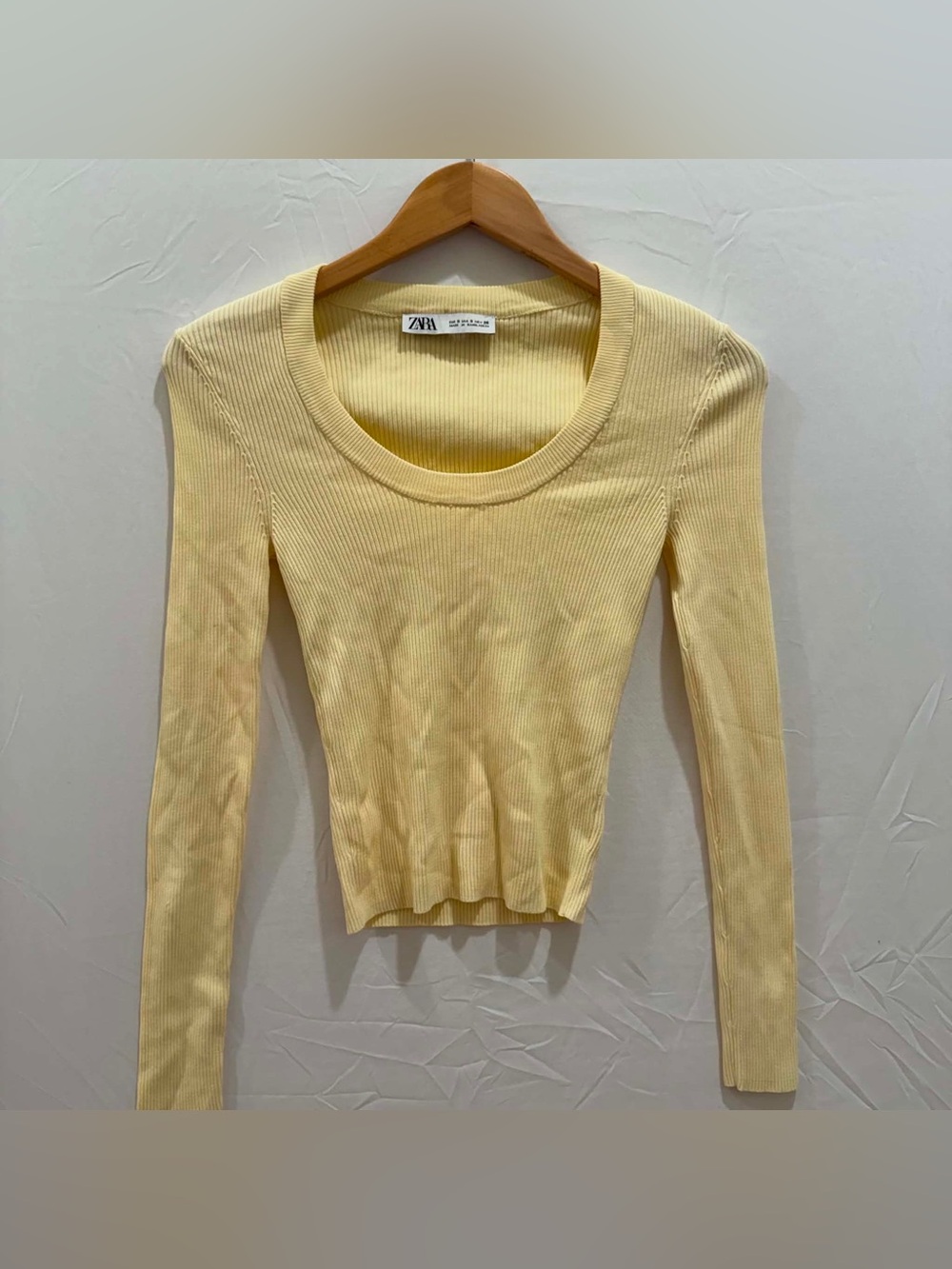 ZARA Pale Yellow Ribbed Long-Sleeve Scoop Neck Top